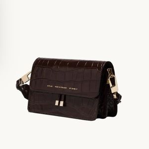 CHYLAK leather Shoulder Bag glossy brown crocodile gold chain gold like new